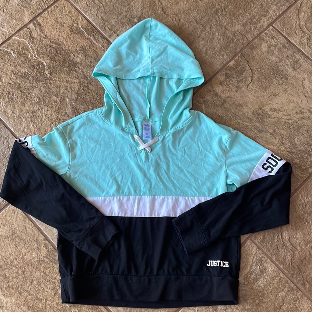 + nwot + JUSTICE Soccer Crop Hooded Long Sleeve Shirt